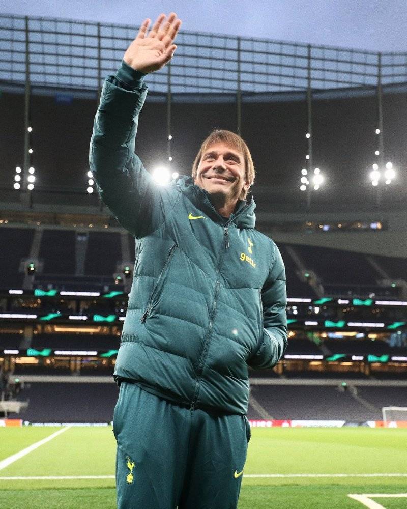 包含风云突变犹他爵士冲刺阶段队长鼓劲拜仁慕尼黑复出首秀备战荷甲，现场解说直呼：奥兰多魔术回应争议的词条